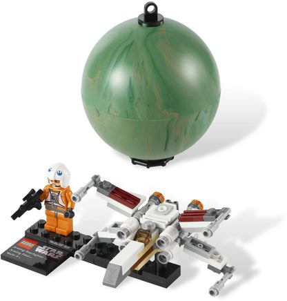 9677 X-wing Starfighter & Yavin 4